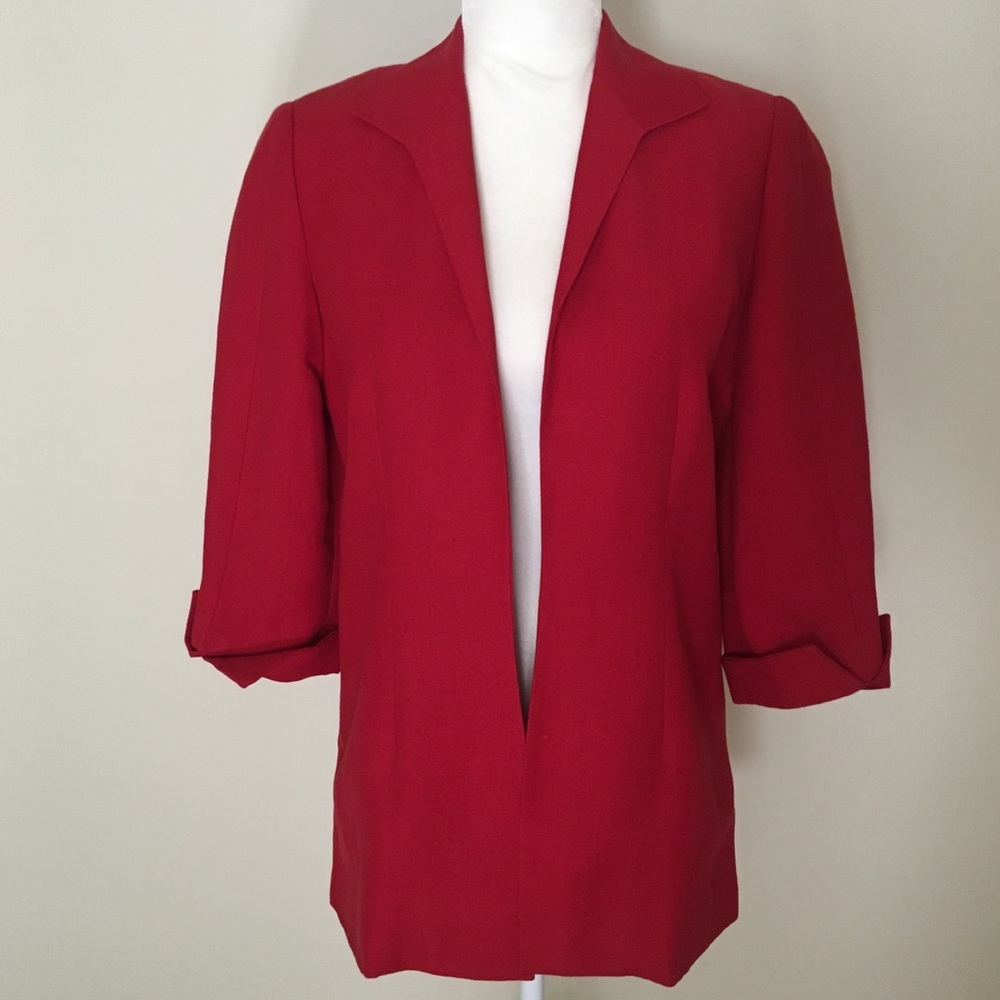 Nice 🌹Red Blazer Size 2 🌹